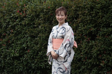 自分で浴衣を着る楽しさ 池袋 カジュアル着物 浴衣 きもの屋ゆめこもん